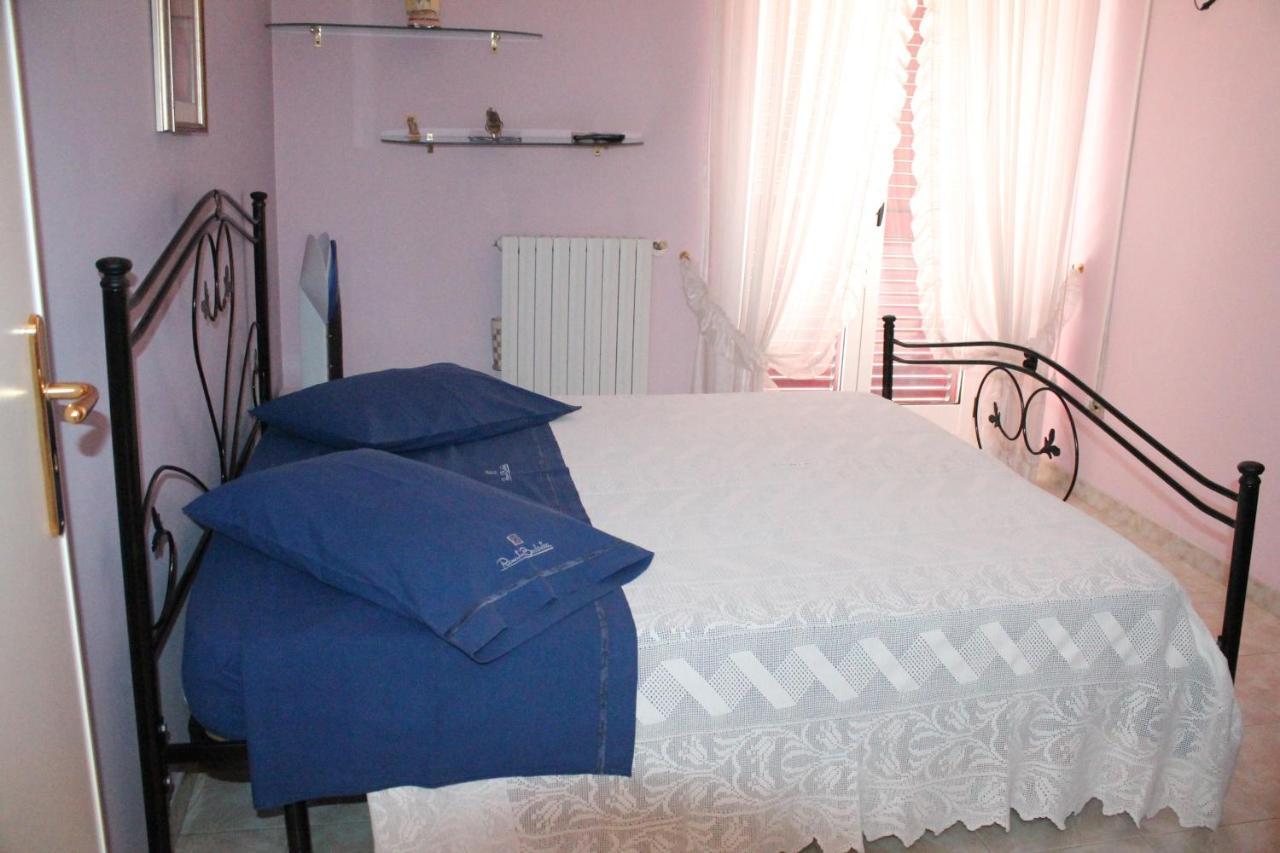 Bed and Breakfast Montagne Rocciose Frascineto Exteriér fotografie